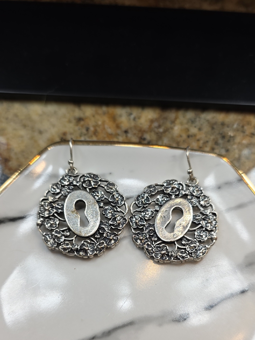 Lucky Brand Silver Floral Keyhole Drop Earrings